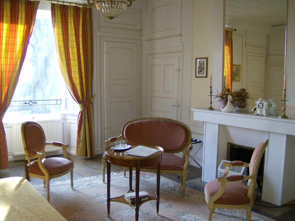 Le Chateau De Prauthoy Szoba fotó
